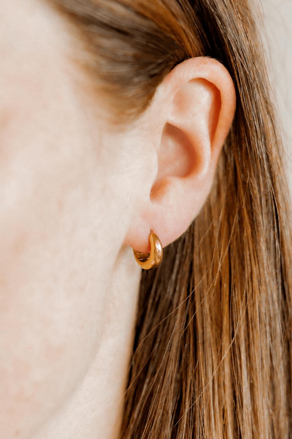 Sunday 8mm Gold Huggie Hoops