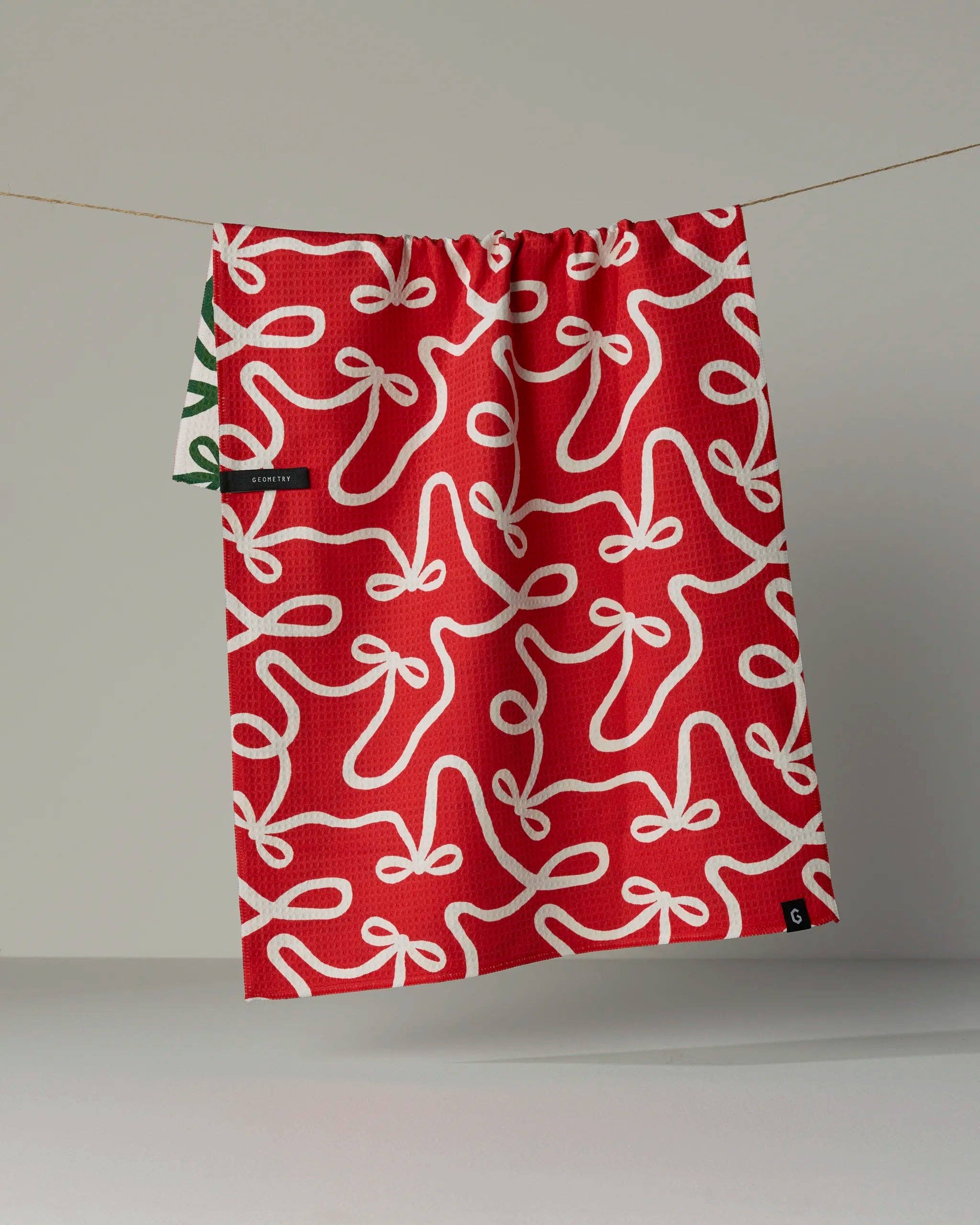 Holiday Bows Luxe Kitchen Towel - Holiday 2026: Traditional