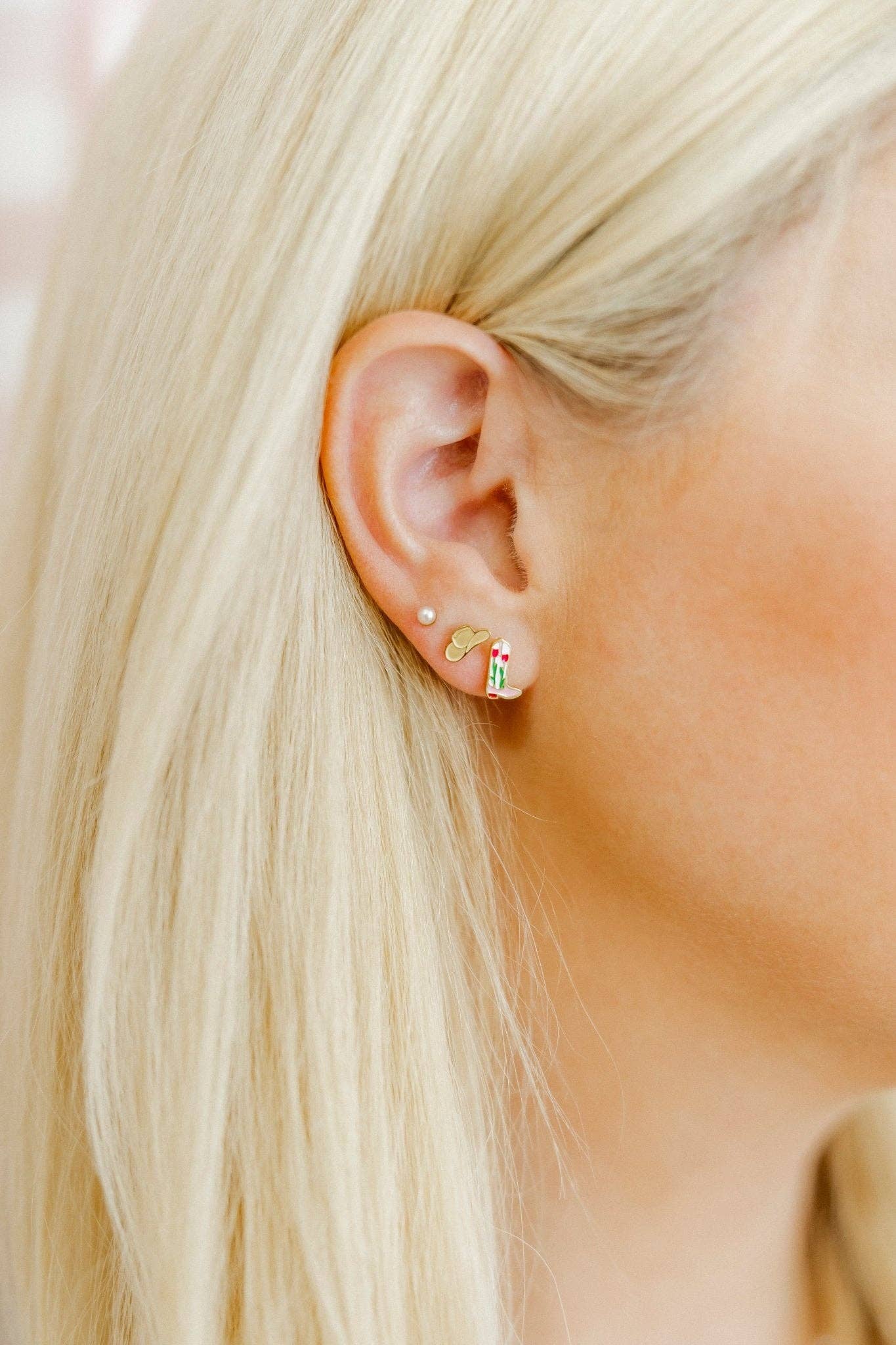 Tulip Cowgirl Boot Screwback Stud Earrings