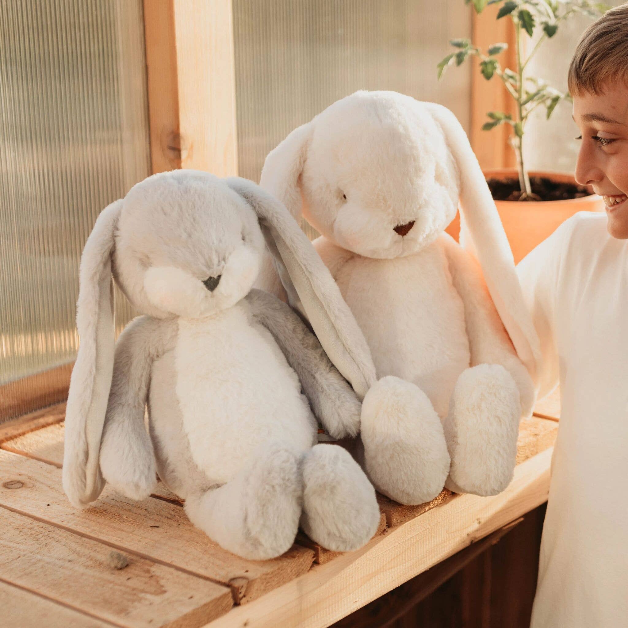 Sweet 16" Nibble Bunny – Cream