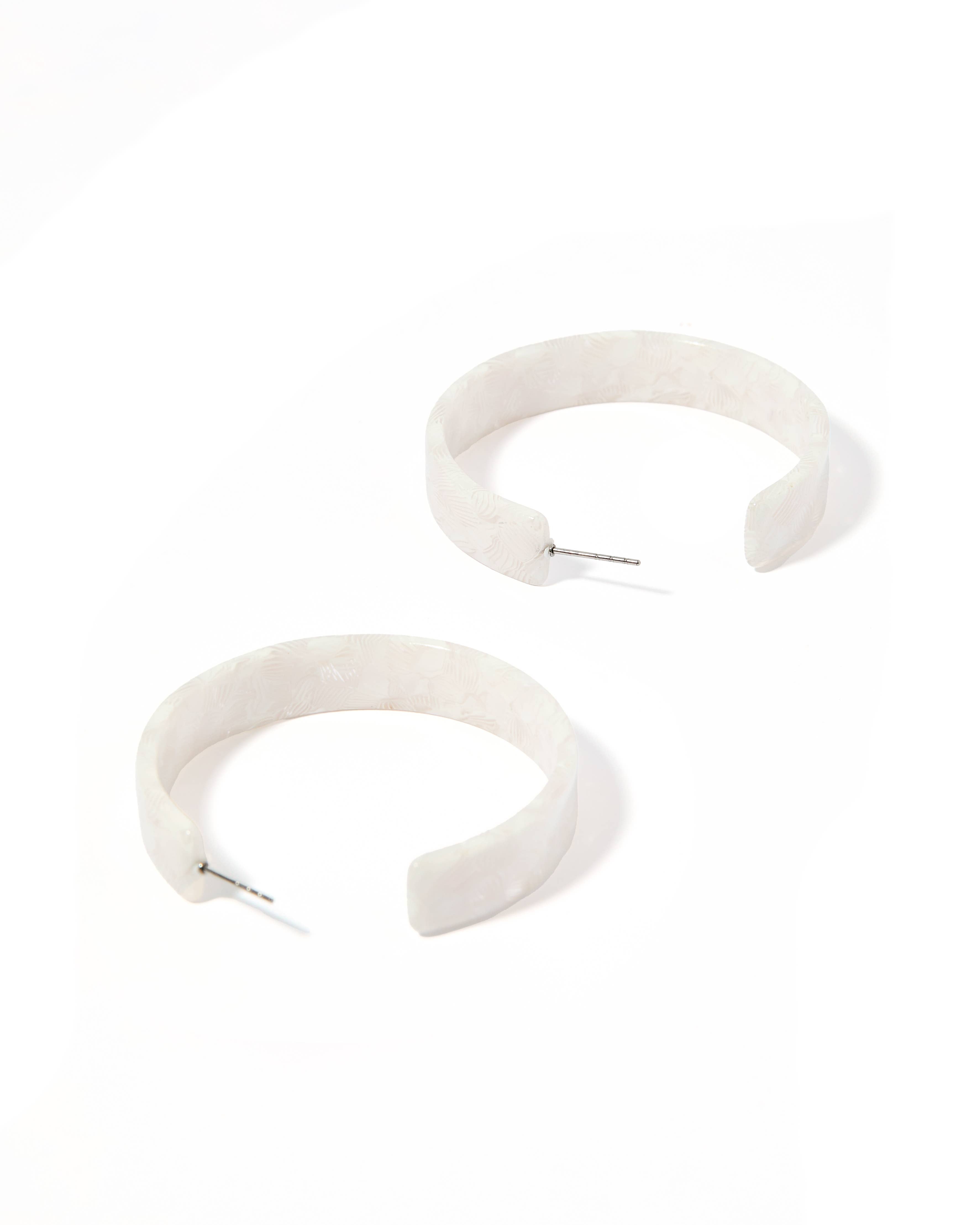 White Shell Medium Ashley Hoop