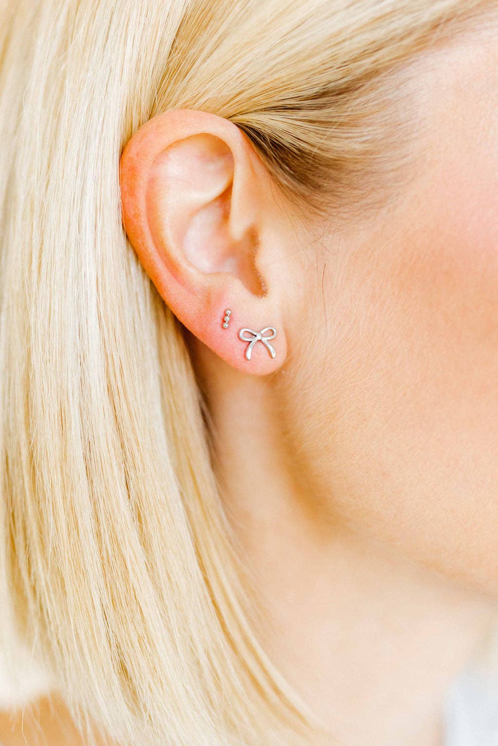 Silver Sadie Bow Screwback Stud Earrings