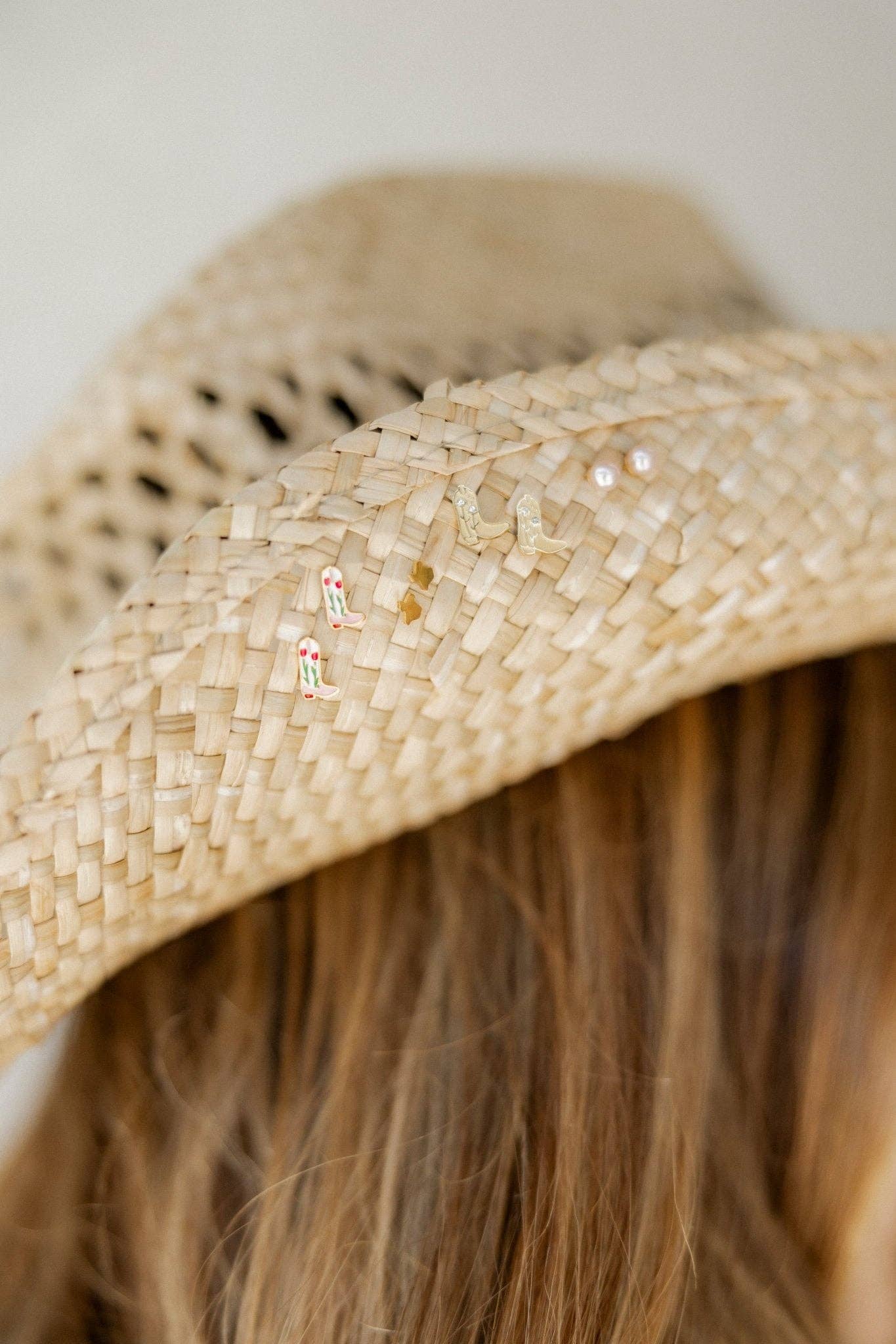 Daisy Cowgirl Boot Screwback Stud Earrings