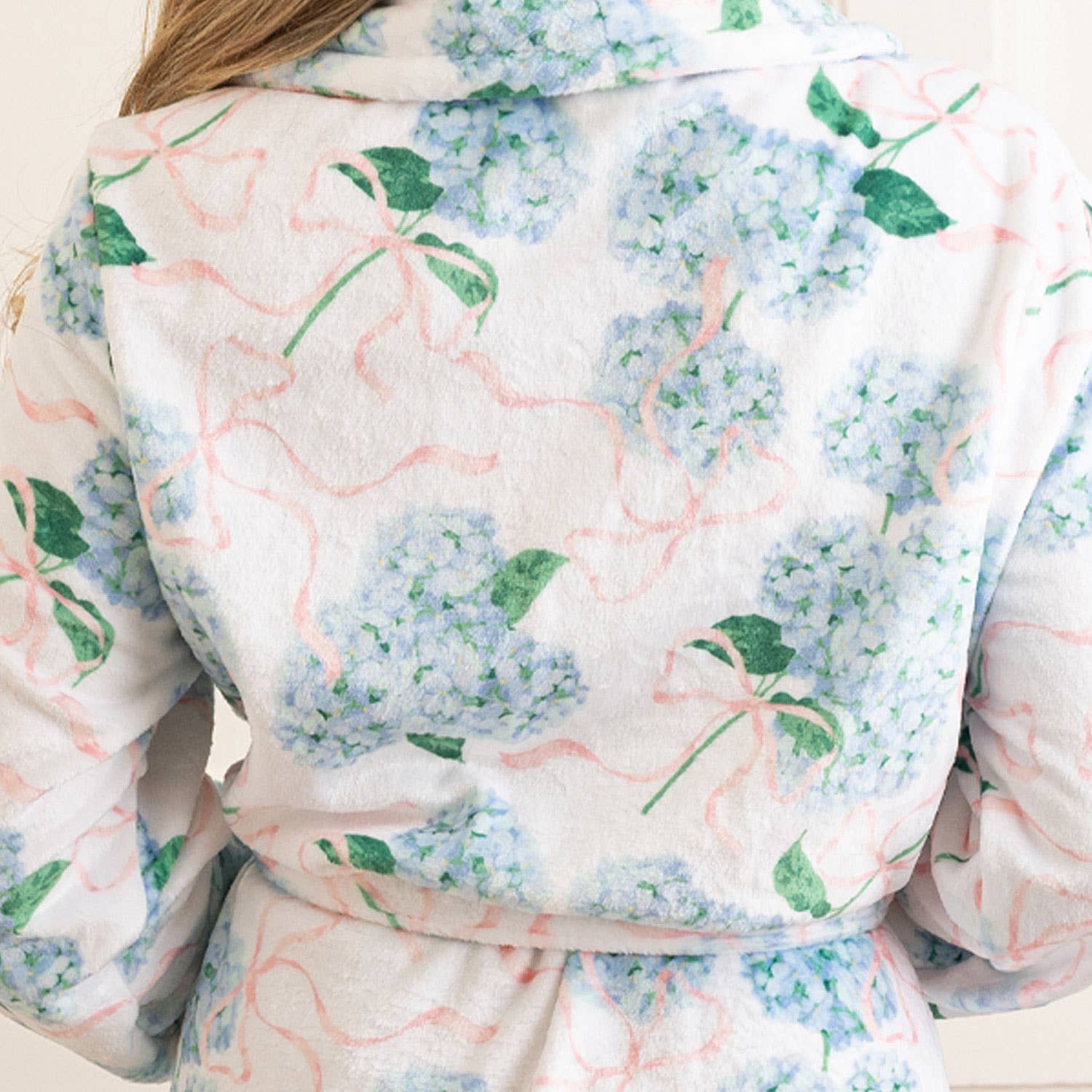 Hydrangea Ribbons Luxe Robe
