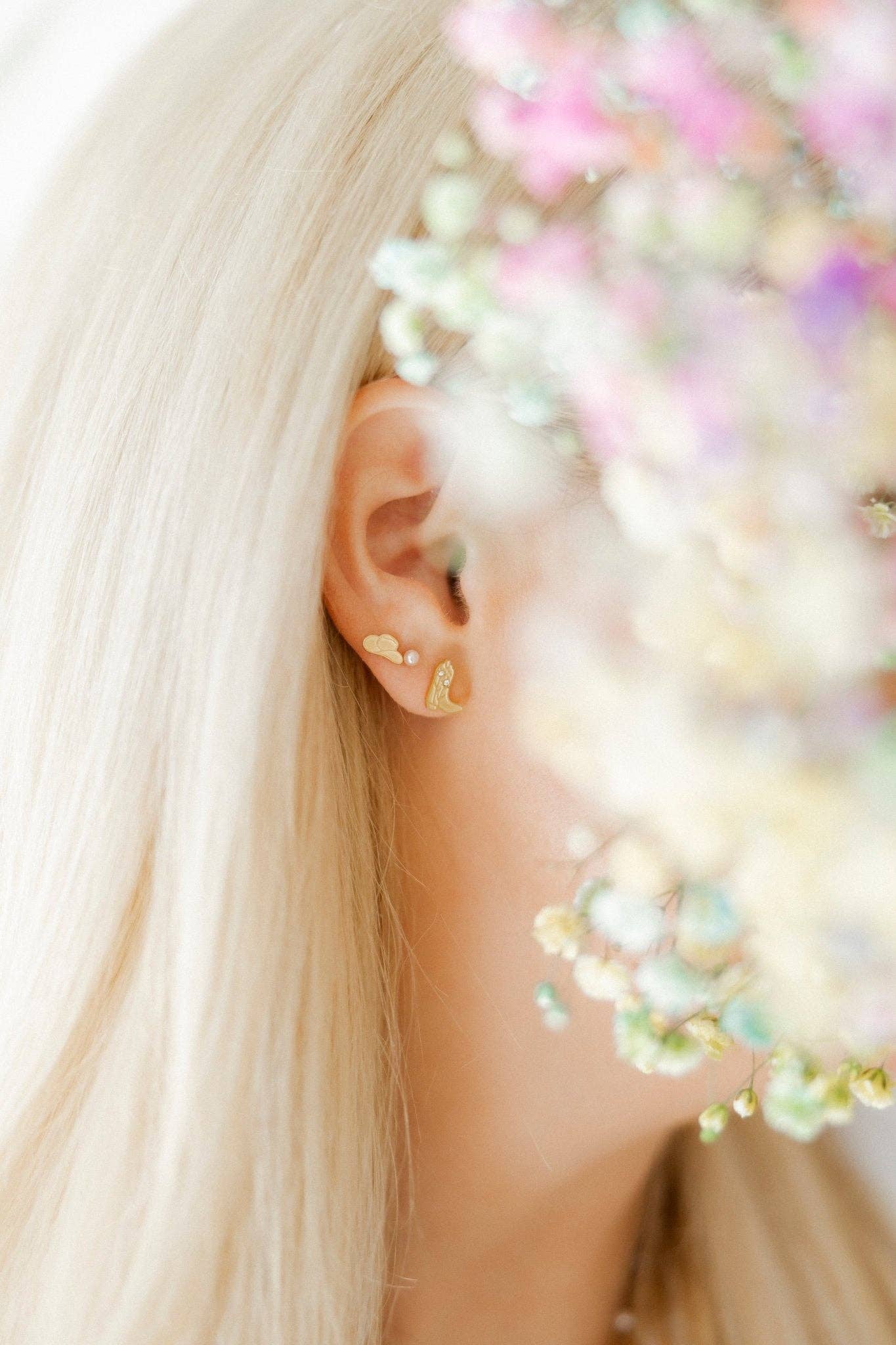 Cowgirl Hat Screwback Stud Earrings