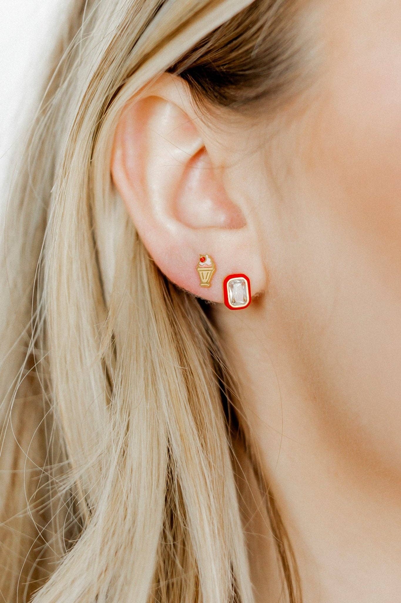 Milkshake Screwback Stud Earrings