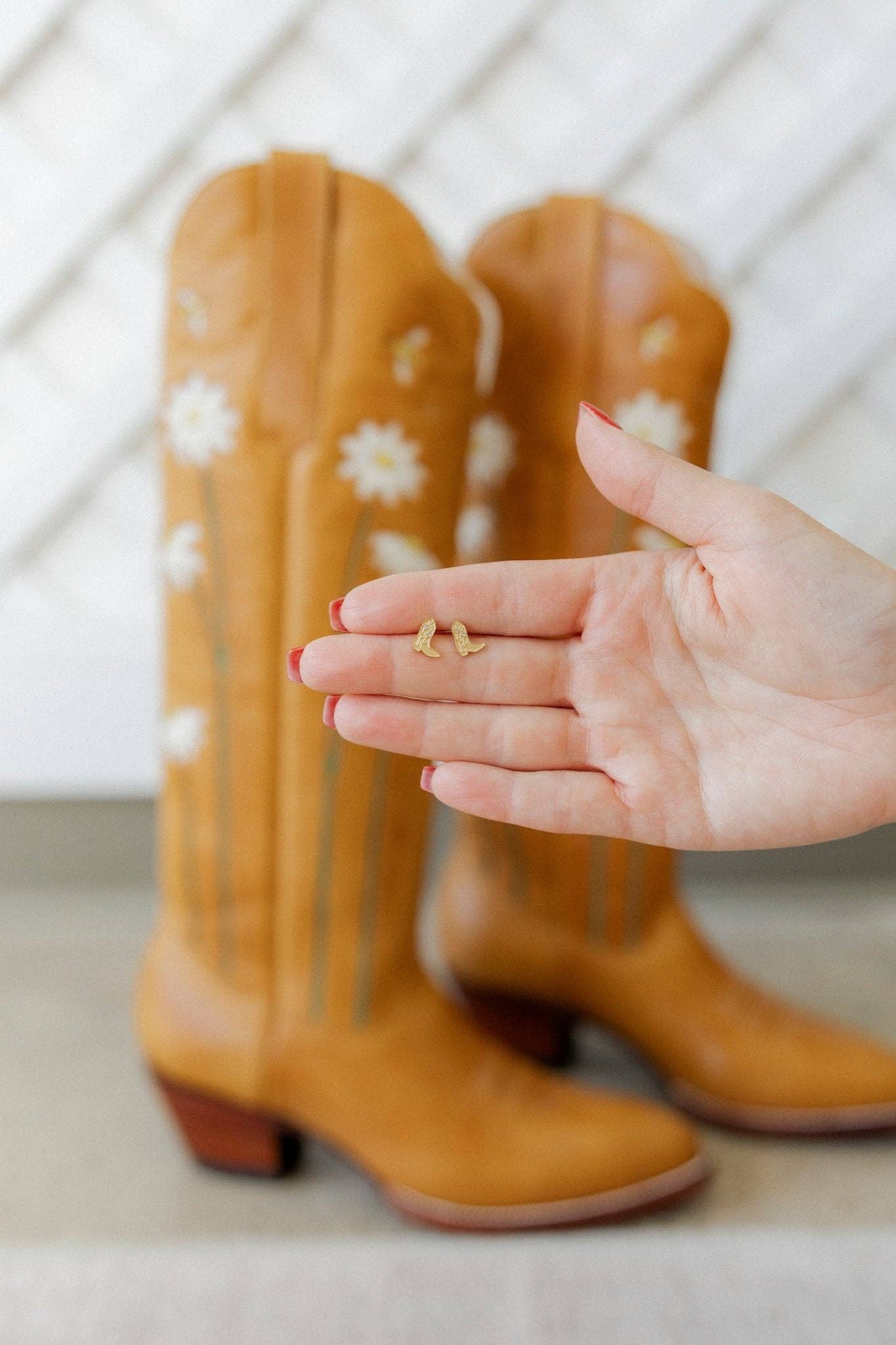 Daisy Cowgirl Boot Screwback Stud Earrings