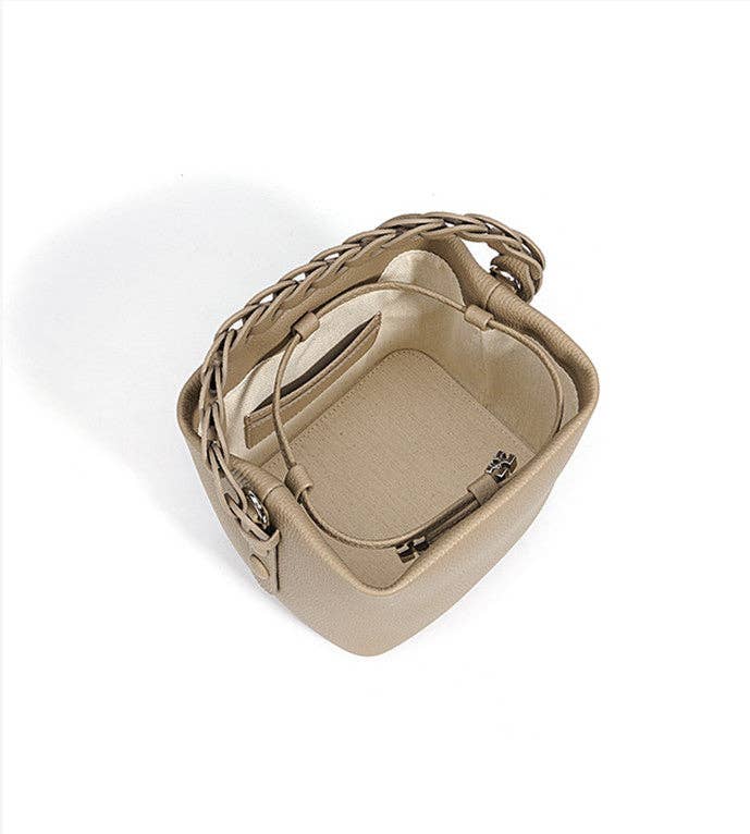 Pebble Austin Bucket Bag