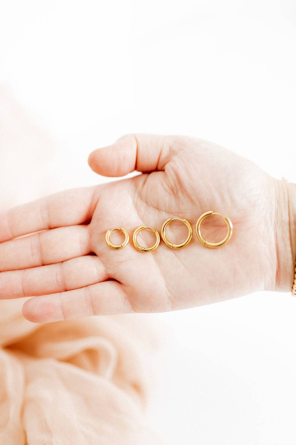 Scarlett 10mm Huggie Hoops