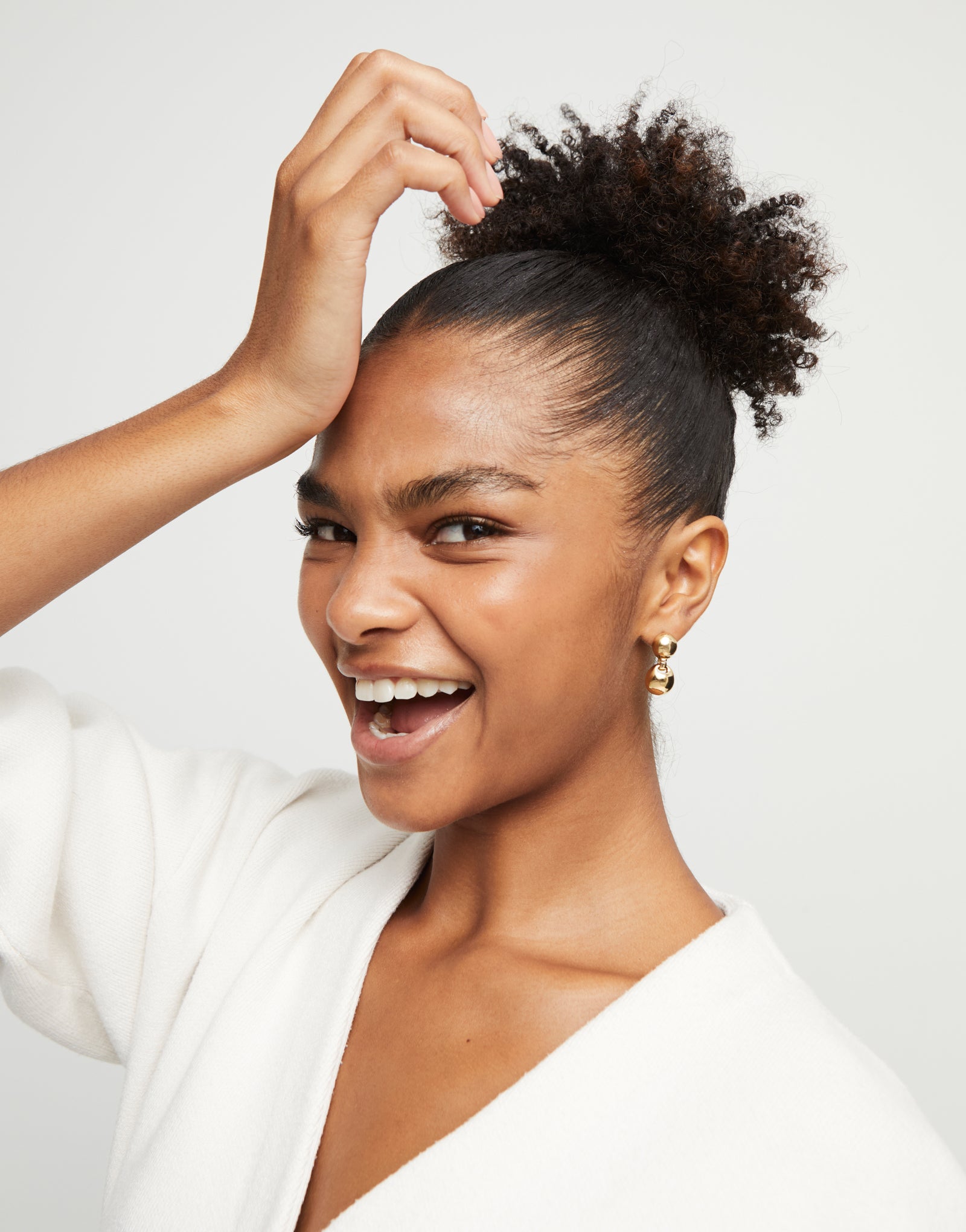 Ser Intrépida Gold Earrings