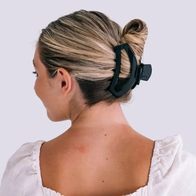 Open Jet Black Large Hair Clip