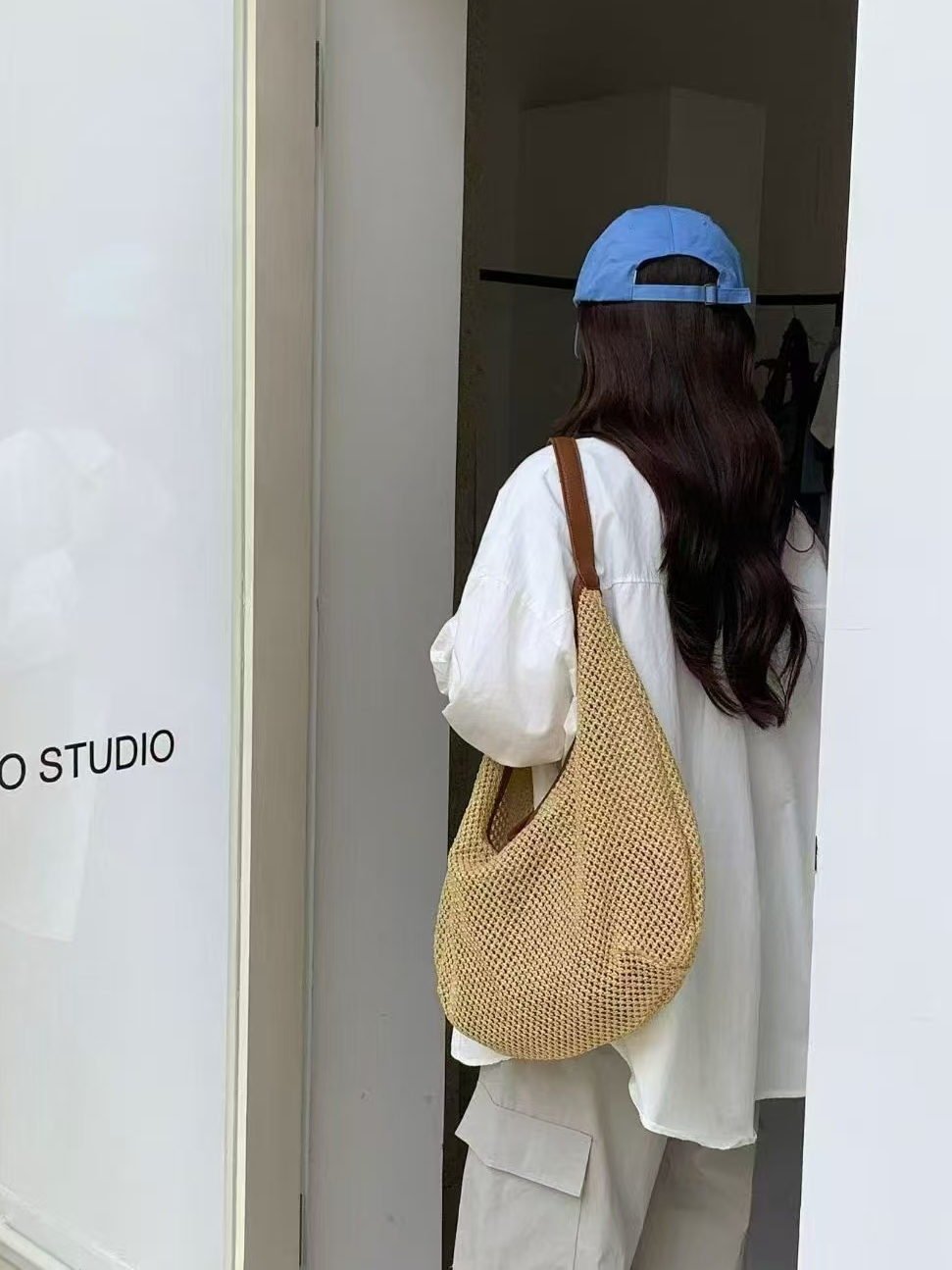 Ginger Straw Shoulder Bag