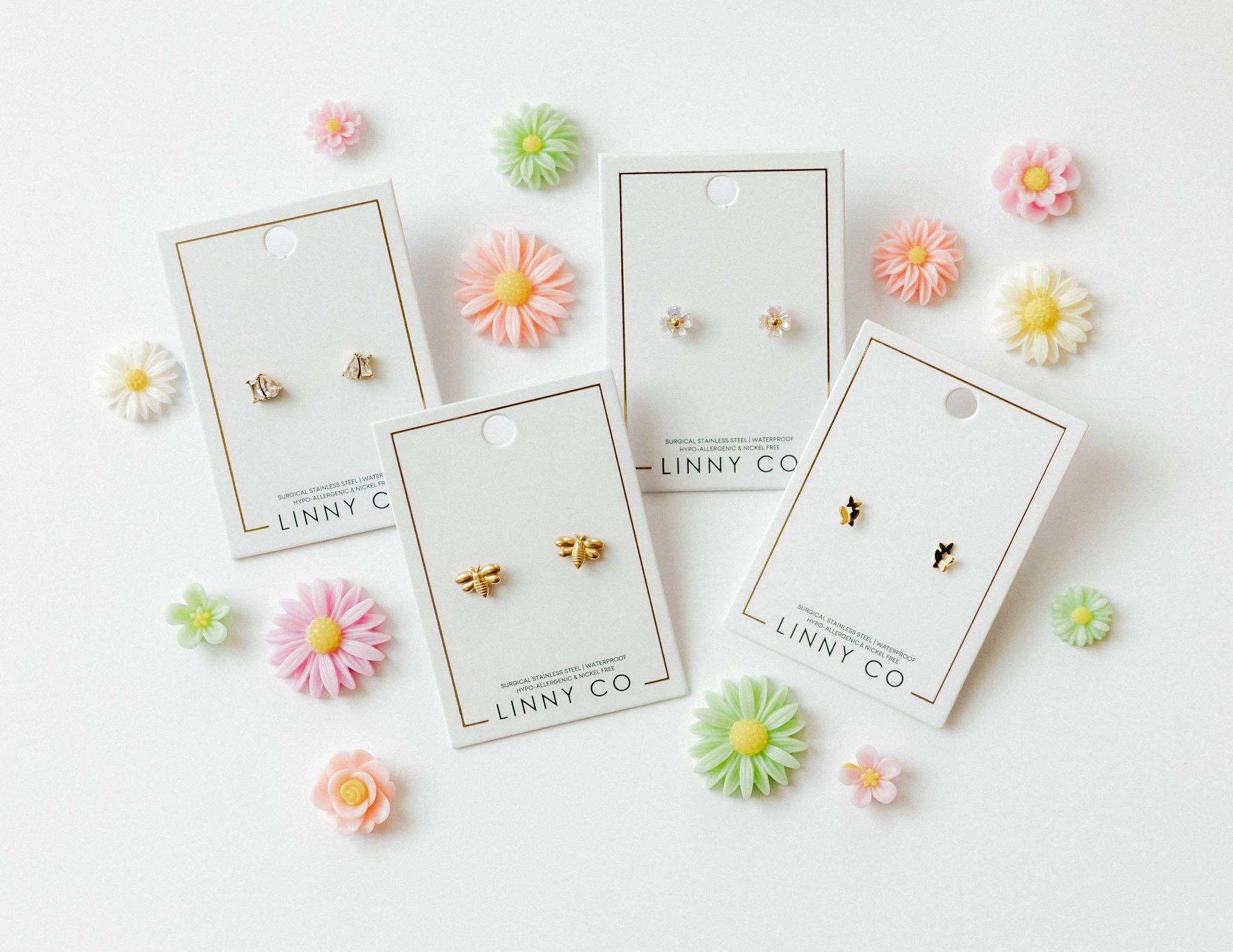 Maren Screwback Stud Earrings