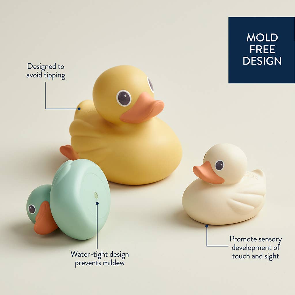 Itzy Ducky Family™ Bath + Water Table Toys
