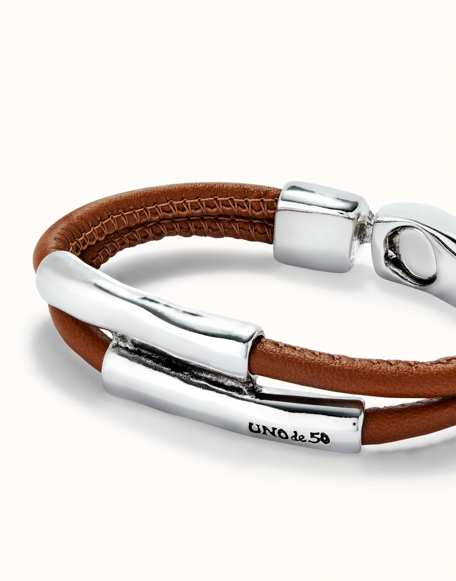 Ser Natural Bracelet Camel