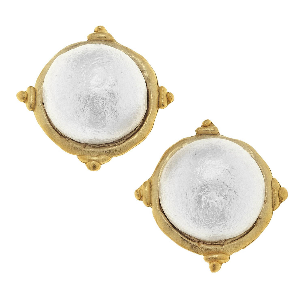 Cabachon Gold Pearl Clip-On Earring
