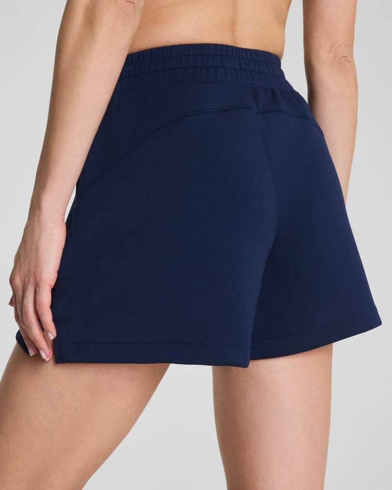 Spanx AirEssentials® 5" Short in Timeless Navy