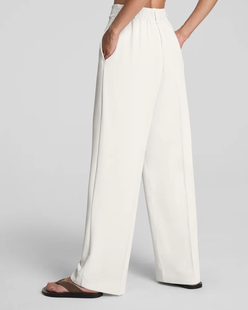 Spanx®  CarryOn Wide Leg Pant in Ivory