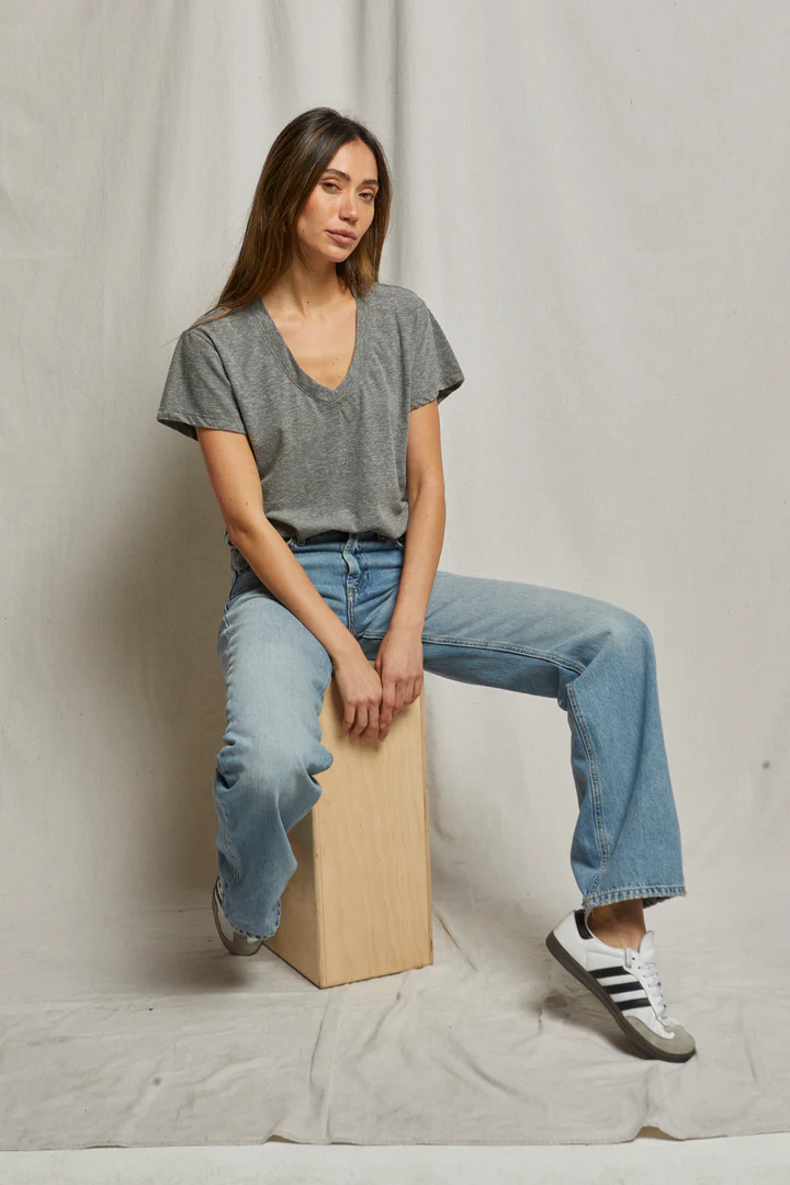 Hendrix Crispy Lightweight Cotton Boxy V-Neck Tee