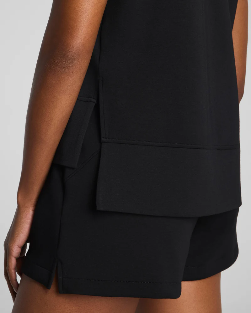 Spanx AirEssentials® Crewneck Tee in Very Black
