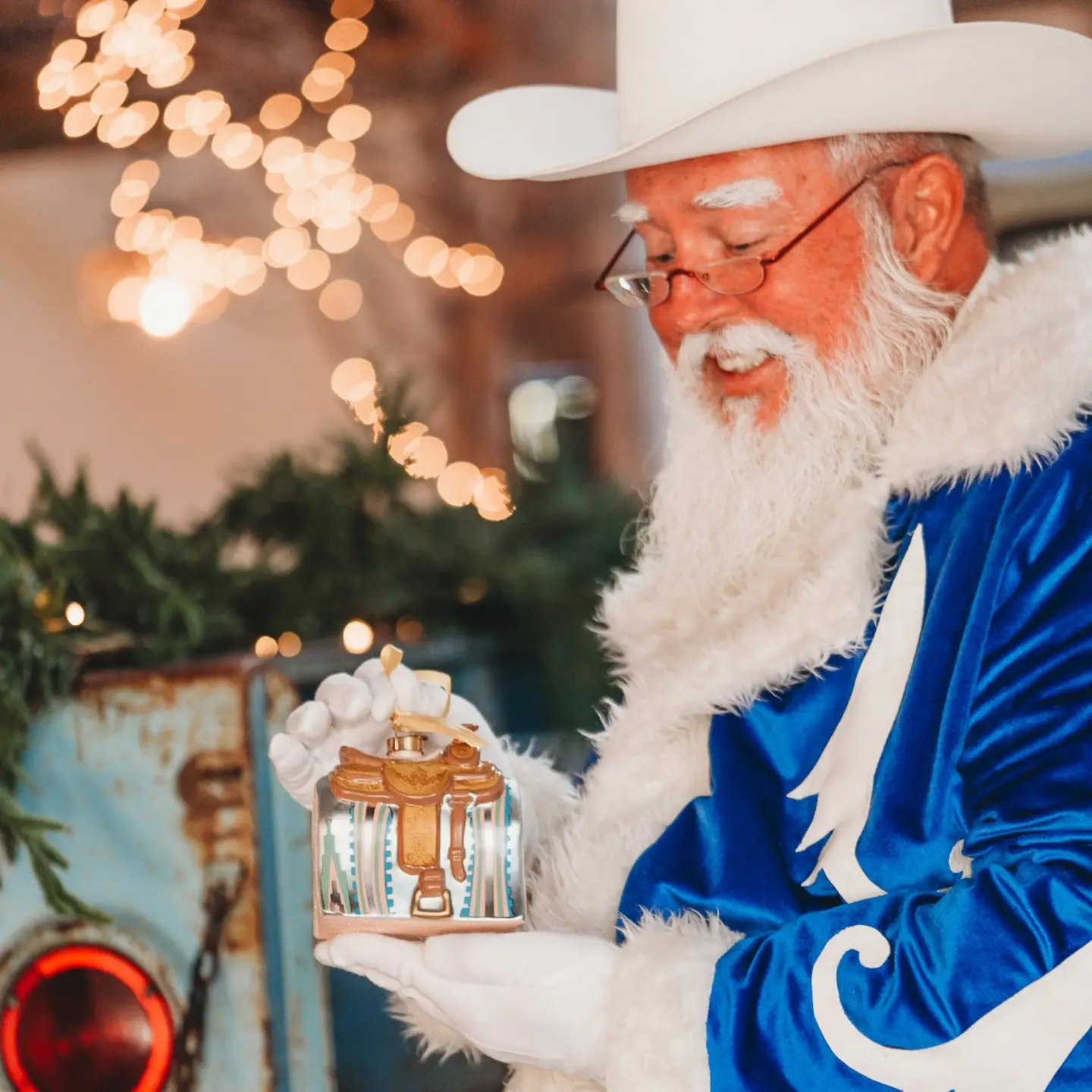 Western Saddle Blown Glass Texas Christmas Ornament – 2026