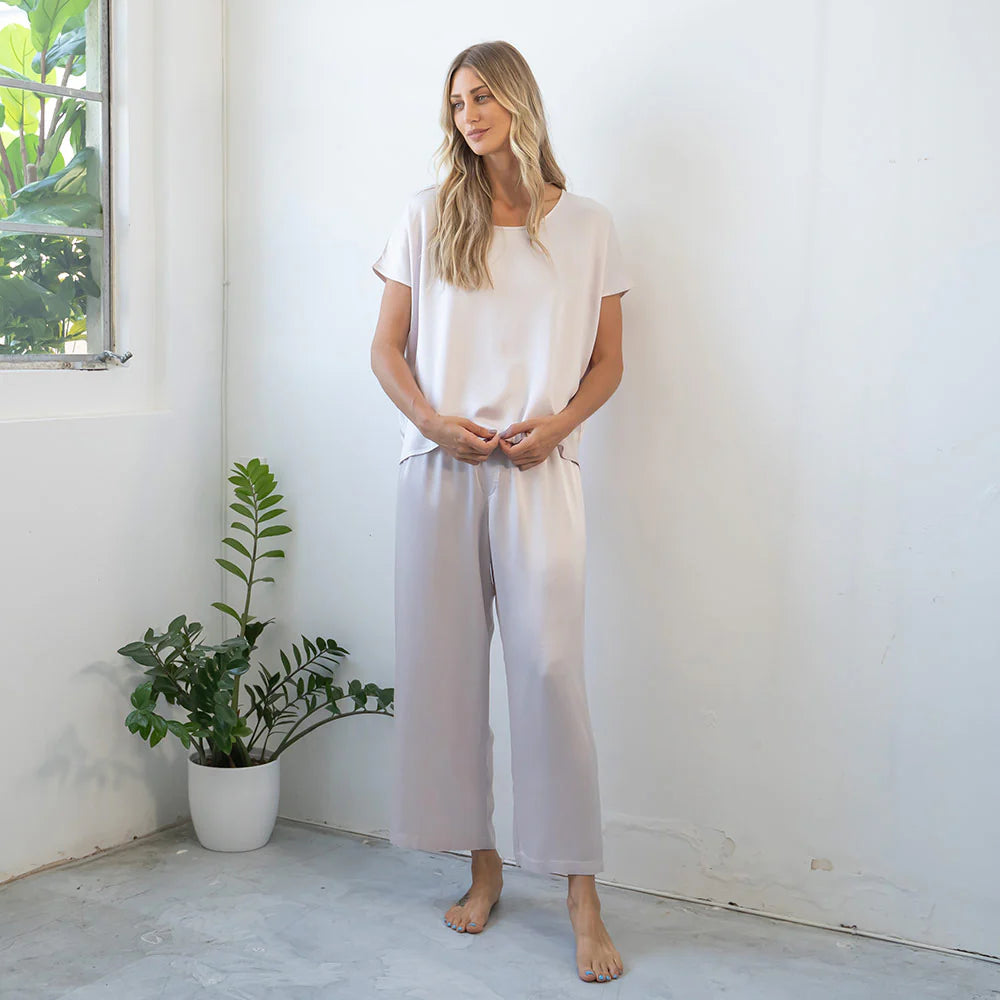 Roxxy All Satin Tee in Cloudy Mocha